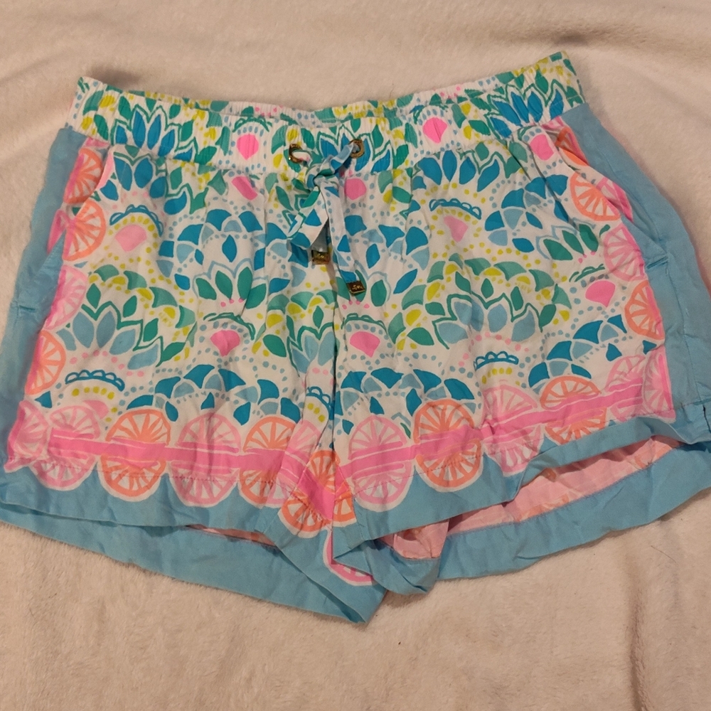 Like-New LILLY PULITZER 100% RAYON SHORTS Sz XXS - Picture 2 of 12